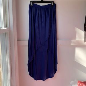 Flowy Tulip Hem Midi Skirt